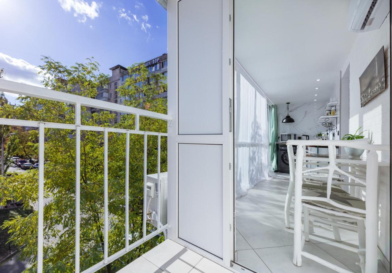 Лофт Для 4-Х, Wi-Fi, Dream Town, Метро Kyiv Exterior photo